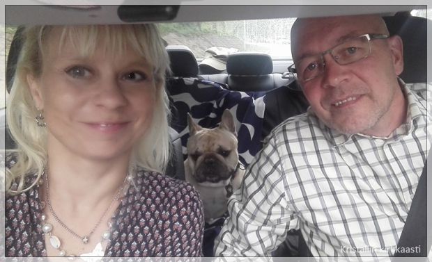 Meid&auml;n perheen vauva. Kun lapset rient&auml;&auml; omissa menoissa, pitih&auml;n meid&auml;nkin saada iltat&auml;hti.