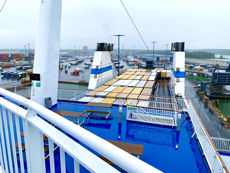 Finnlines, Vuosaaren satama, Helsinki. Koronarinki, Testikuskit Ruotsin ympäriajo 2020